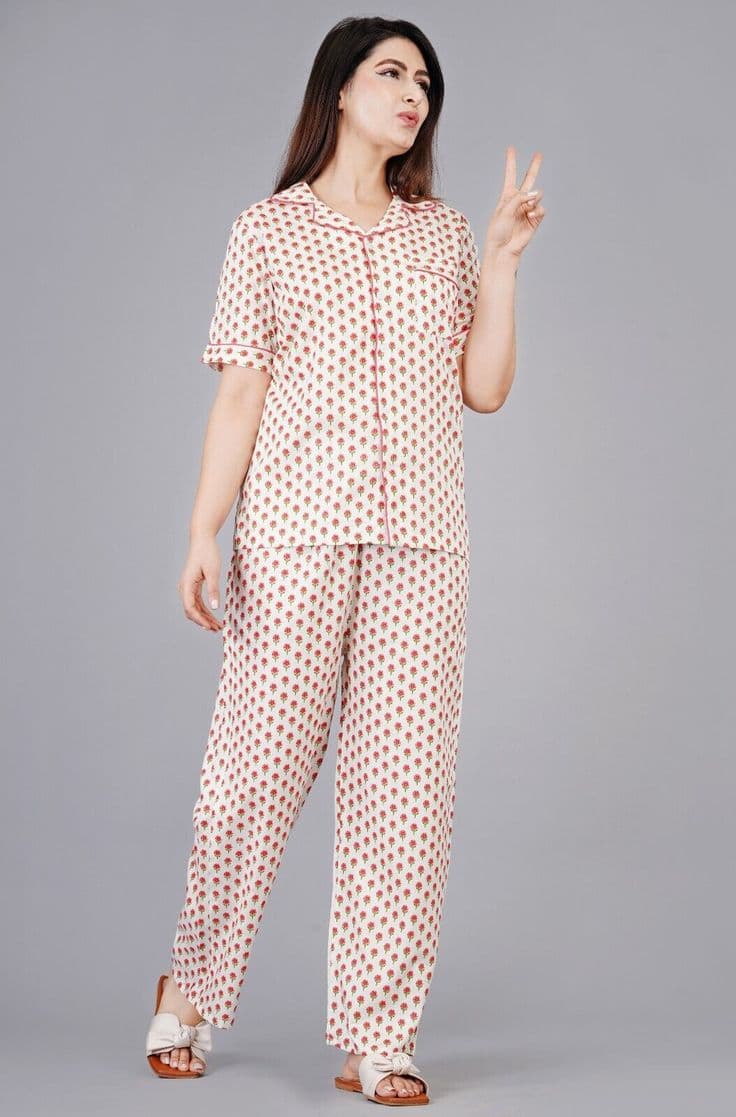 NIGHT DRESSES collection image